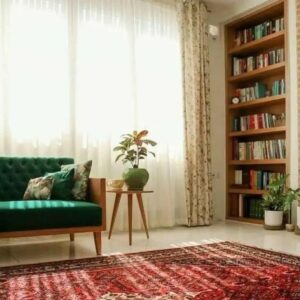 دیزاین مبل سبز و فرش قرمز